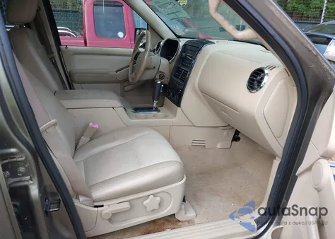 2006 Ford Explorer Xlt из США, поврежденный, VIN 1FMEU73E26UA23609